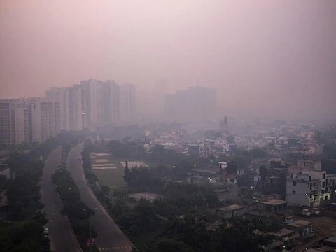 Air pollution scare rises in Delhi: Health consequences you should be aware of
