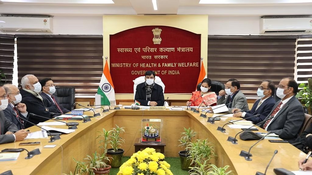 Health minister reviews Covid situation, directs officials to be alert, strengthen surveillance