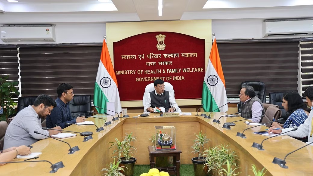 Be on alert, closely monitor H3N2 influenza situation, Union Health Minister tells states