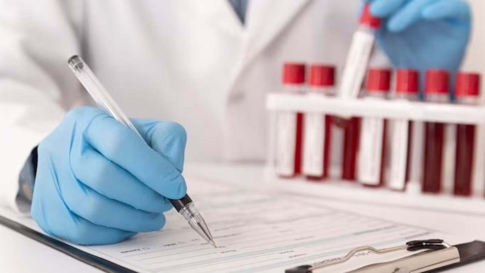 Doctors on essential medical tests one should go for after the age of 30 and 40