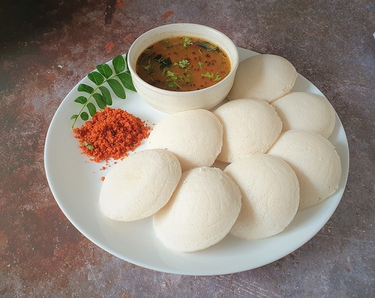 Poha vs idli; which is better to prevent blood sugar spike?